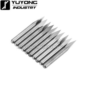 Sharp pyramid tip on the Engraving Bit for V-groove cutting